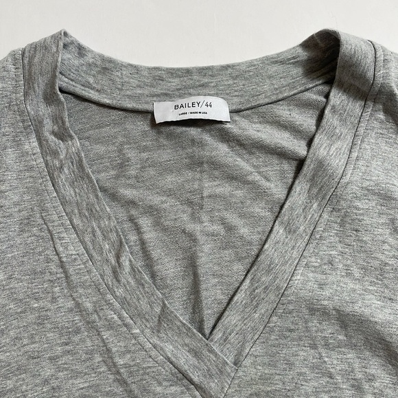 BAILEY/44 Long sleeve v-neck - Picture 5 of 7